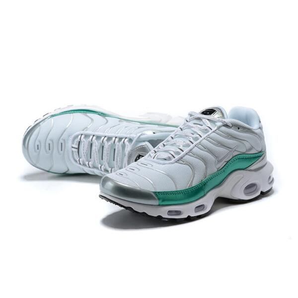 AIR MAX PLUS TN ‘METALLIC GREEN’