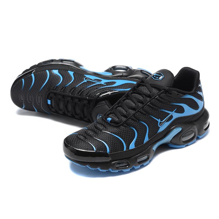 AIR MAX PLUS TN ‘BLACK UNIVERSITY BLUE’