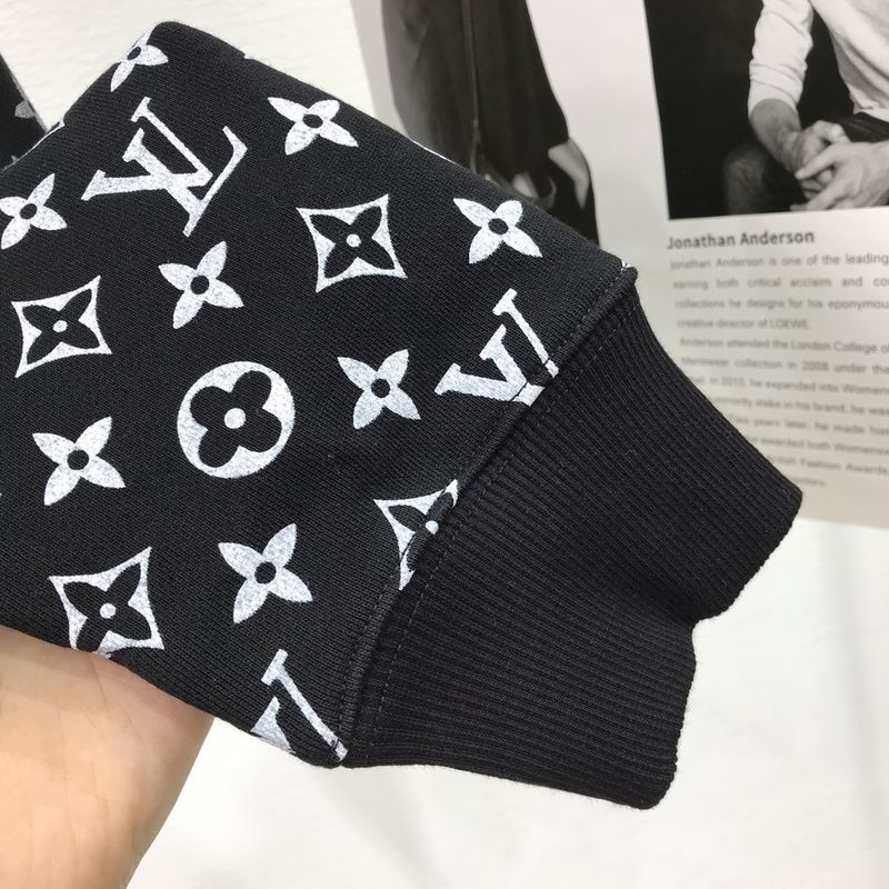 LV Sweatshirt