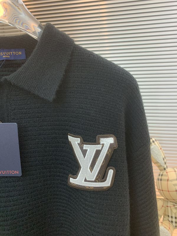 LV Sweatshirt