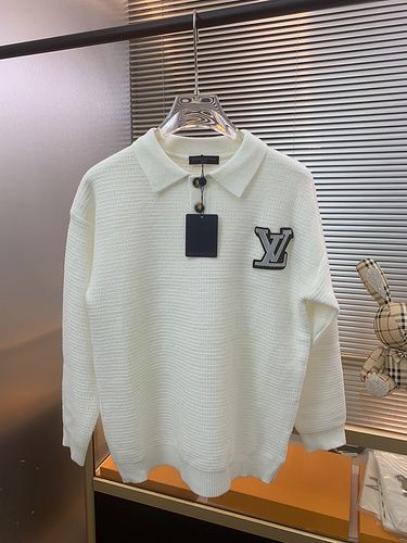 LV Sweatshirt