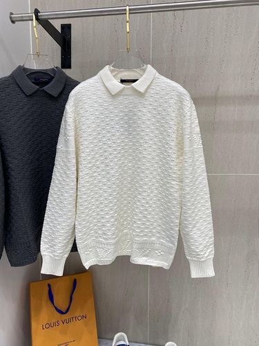 LV Sweatshirt