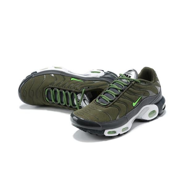 AIR MAX PLUS TN ‘KHAKI VOLT GREEN’